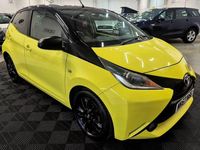 Begagnad Toyota Aygo X-cite 69 HK (50 kW) 2017 Gul Halvkombi