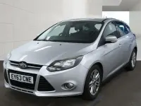 Begagnad Ford Focus Titanium 115 HK (84 kW) 2013 Silver Halvkombi