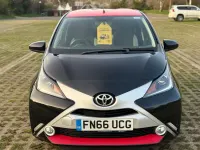 Gebraucht Toyota Aygo x-press 69 PS (50 kW) 2016 Schwarz Kleinwagen