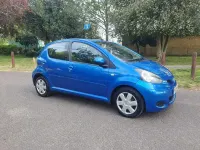 Gebraucht Toyota Aygo 2009 Blau Kleinwagen