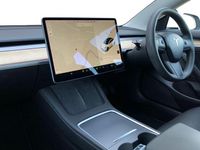 Used Tesla Model 3 RWD 235 kW (320 HP) 2021 White Sedan