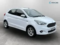 Begagnad Ford Ka Plus Zetec 70 HK (51 kW) 2017 Vit Halvkombi