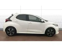 Used Toyota Yaris Hybrid Design 113 HP (83 kW) 2024 White Hatchback