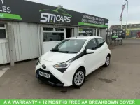 Used Toyota Aygo X-play 71 HP (52 kW) 2018 White Hatchback