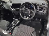Used Kia Ceed 138 HP (101 kW) 2025 Silver Hatchback