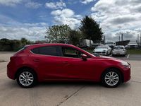 Begagnad Mazda 3 150 HK (110 kW) 2018 Röd Halvkombi