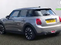 Usado Mini Cooper Comfort 136 CV (100 kW) 2019 Plateado Utilitario