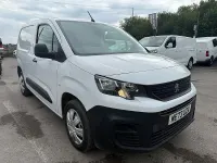 Used Peugeot Partner Premium 131 HP (96 kW) 2024 White MPV