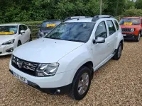 Used Dacia Duster Lauréate 110 HP (80 kW) 2017 White SUV