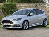 Used Ford Focus ST 250 HP (183 kW) 2017 Silver Hatchback