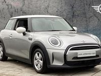 Begagnad Mini Cooper Classic 134 HK (98 kW) 2023 Silver Halvkombi