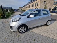 Used Kia Picanto 68 HP (50 kW) 2013 Silver Hatchback
