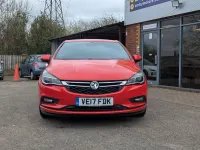 Second-hand Vauxhall Astra SRi 150 CP (110 kW) 2017 Roșu Hatchback