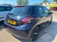Used Peugeot 208 Style 82 HP (60 kW) 2015 Blue Hatchback