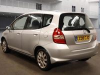 Second-hand Honda Jazz SE 82 CP (60 kW) 2008 Argintiu Hatchback