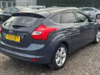 Używany Ford Focus Zetec 2012 Szary Hatchback