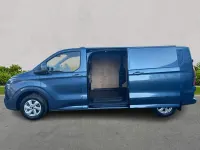 Usado Ford E-Transit Limited 100 kW (136 HP) 2024 Azul Van