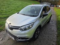 Used Renault Captur Dynamique 90 HP (66 kW) 2016 Silver SUV