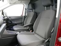 Używany VW Caddy 122 KM (89 kW) 2023 Czerwony Minivan