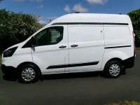 Used Ford Transit Custom 105 HP (77 kW) 2019 White Van