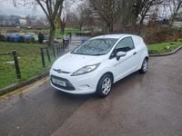 Used Ford Fiesta 2011 White Hatchback