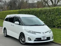 Usado Toyota Estima 2024 Blanco