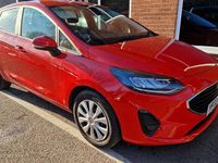 Begagnad Ford Fiesta Trend 2022 Röd Halvkombi