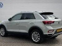 Second-hand VW T-Roc Style 110 CP (80 kW) 2023 Gri SUV