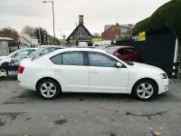 Begagnad Skoda Octavia GreenLine 110 HK (80 kW) 2014 Vit Halvkombi