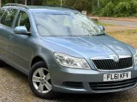 Usado Skoda Octavia SE 122 CV (89 kW) 2011 Gris Familiar