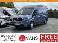 Used Maxus V90 163 HP (119 kW) 2023 Blue Van