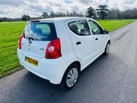 Used Suzuki Alto 2013 White Hatchback
