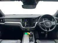 Usado Volvo V60 R-Design 2022 Negro Familiar