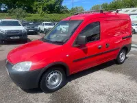 Used Vauxhall Combo 75 HP (55 kW) 2011 Red MPV