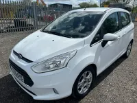 Usado Ford B-MAX Zetec 95 HP (69 kW) 2016 Branco Monovolume