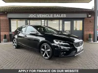Begagnad Volvo V40 R-Design 120 HK (88 kW) 2018 Svart Halvkombi