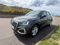 Usado Audi Q2 Sport 110 HP (80 kW) 2023 Cinzento SUV