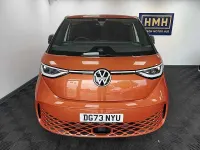 Usado VW ID. Buzz Pro 150 kW (204 HP) 2023 Laranja Monovolume