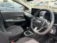 Used Dacia Sandero Extreme 110 HP (80 kW) 2024 Blue Hatchback