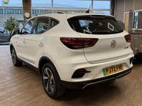 Used MG ZS Trophy 114 kW (156 HP) 2022 White Hatchback