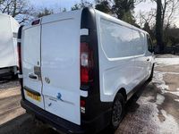 Used Vauxhall Vivaro 120 HP (88 kW) 2017 White