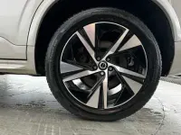 Używany Volvo XC90 Plus 232 KM (170 kW) 2023 SUV