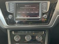 Used VW Touran SE 110 HP (80 kW) 2016 Blue MPV