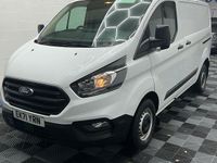 Used Ford Transit Custom 105 HP (77 kW) 2021 White Van