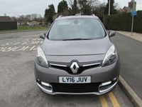 Usado Renault Grand Scénic IV Dynamique 110 HP (80 kW) 2016 Cinzento Monovolume