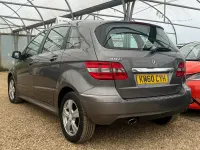 Usado Mercedes B160 SE 2010 Cinzento Monovolume