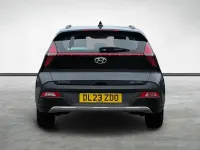 Usado Hyundai Bayon SE 99 HP (72 kW) 2023 Cinzento SUV