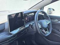 Second-hand VW Golf VIII 150 CP (110 kW) 2025