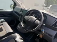 Used Vauxhall Vivaro 100 kW (136 HP) 2021 Grey MPV