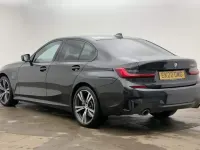 Usado BMW 330e M Sport 2022 Negro Berlina